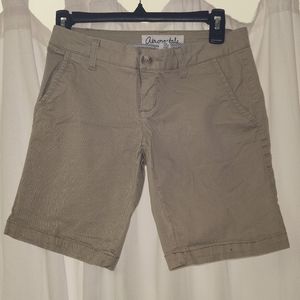 Size 0 Aeropostal khaki shorts